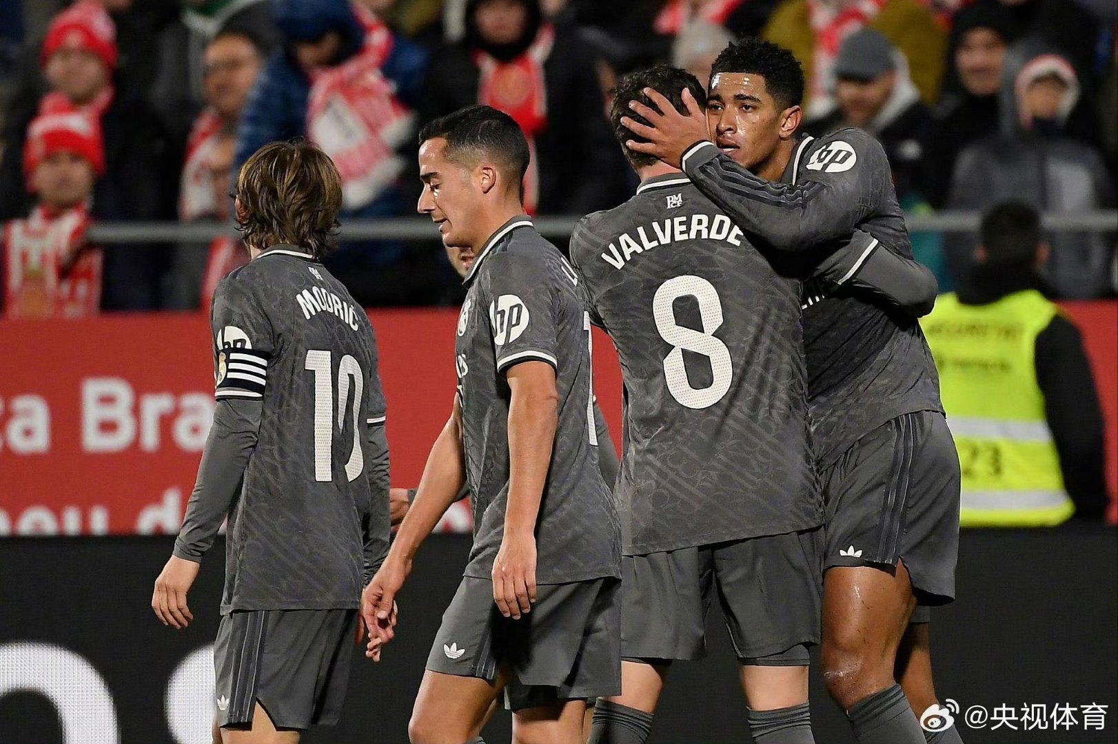 赫罗纳主场战平巴伦西亚,踢出平局的简单介绍 赫罗纳主场战平巴伦西亚,踢出平局的简单介绍