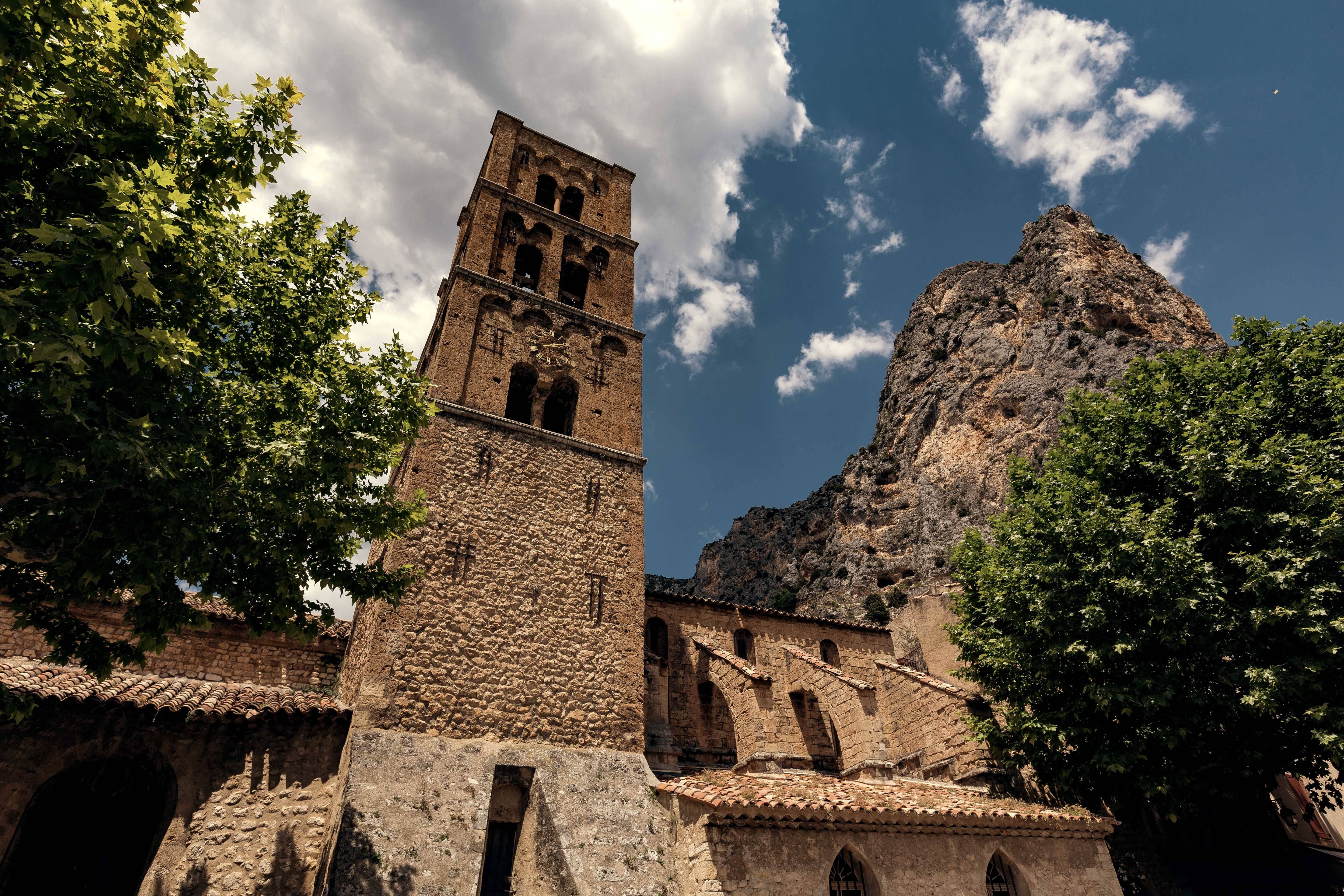 包含南法传奇：马赛风光夺冠，波尔多风云的词条