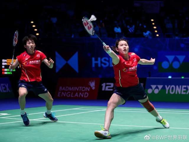 泰国队绝杀马来西亚队,黄鸭组合带队取胜 泰国队绝杀马来西亚队,黄鸭组合带队取胜